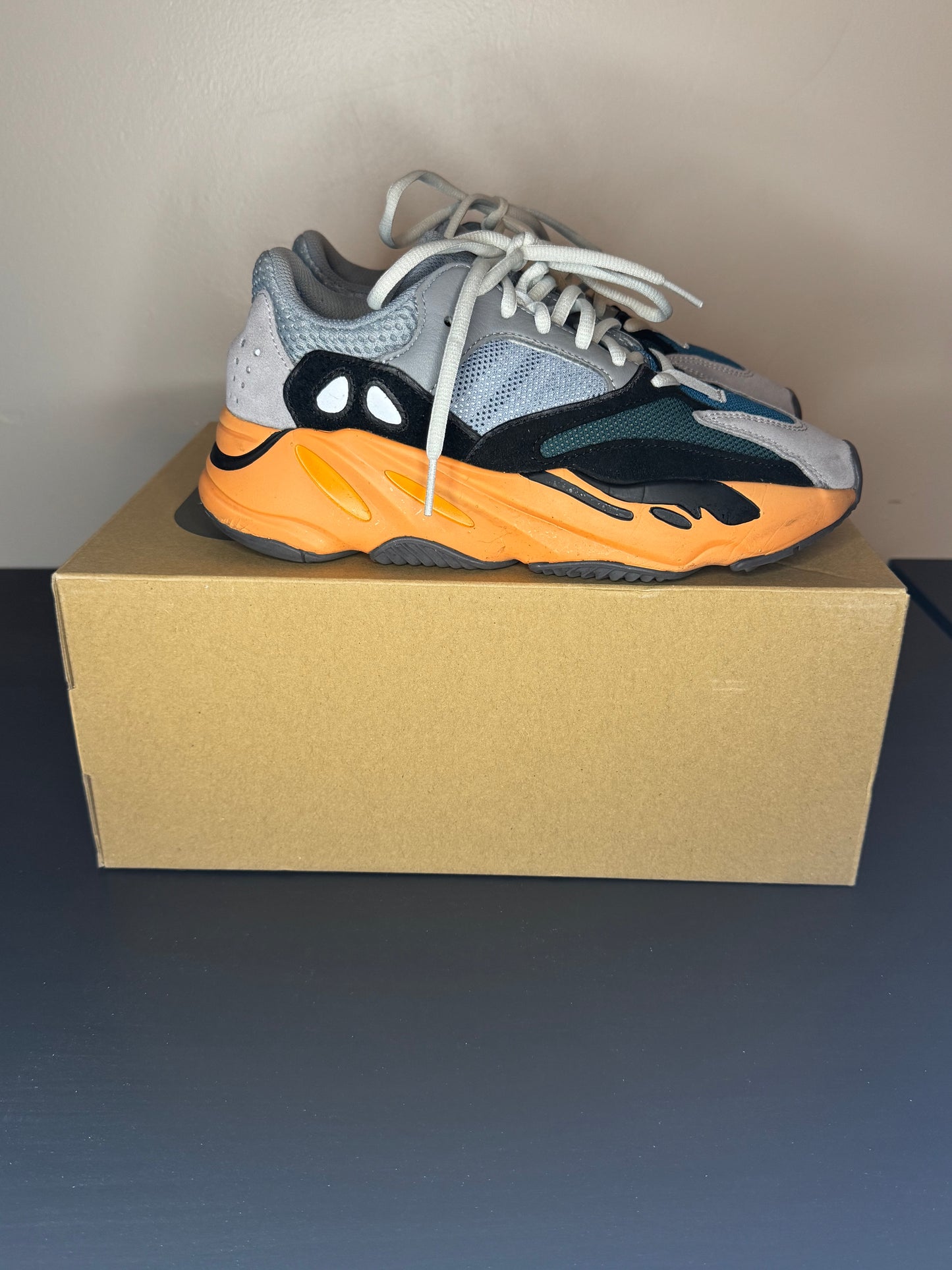 Yeezy Boost 700 - Wash Orange
