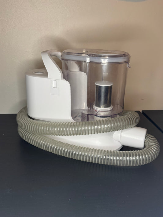 Pet Groomer with Built-in Vacuum