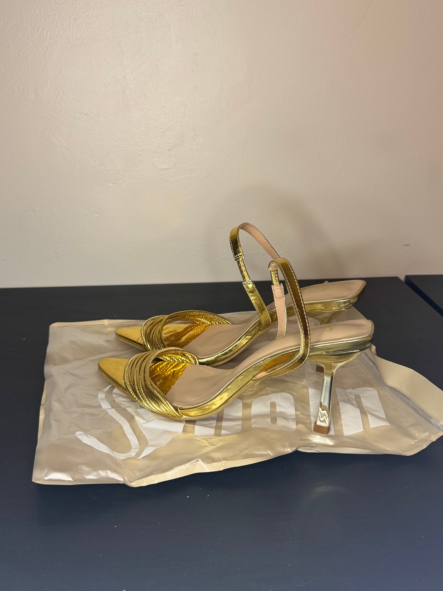 Gold Sling Back Kitten Heel